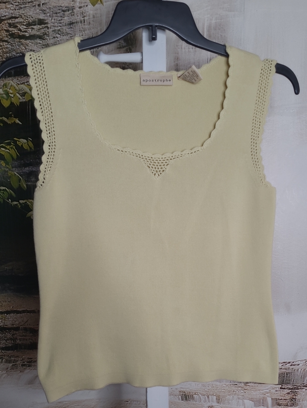 Apostrophe Womens Small Sleeveless Soft Knit Tank Crochet Trim Top